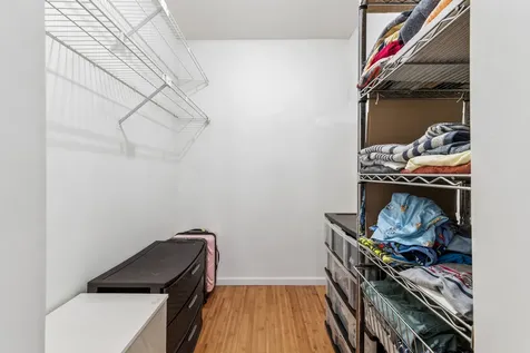 1726 Southbridge Court Schaumburg IL 60194