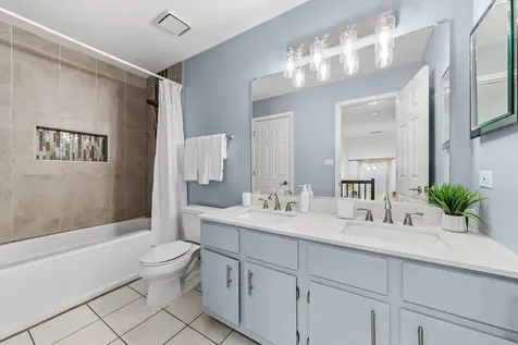 1726 Southbridge Court Schaumburg IL 60194