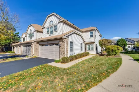 3209 North Daniels Court Arlington Heights IL 60004