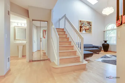 3209 North Daniels Court Arlington Heights IL 60004