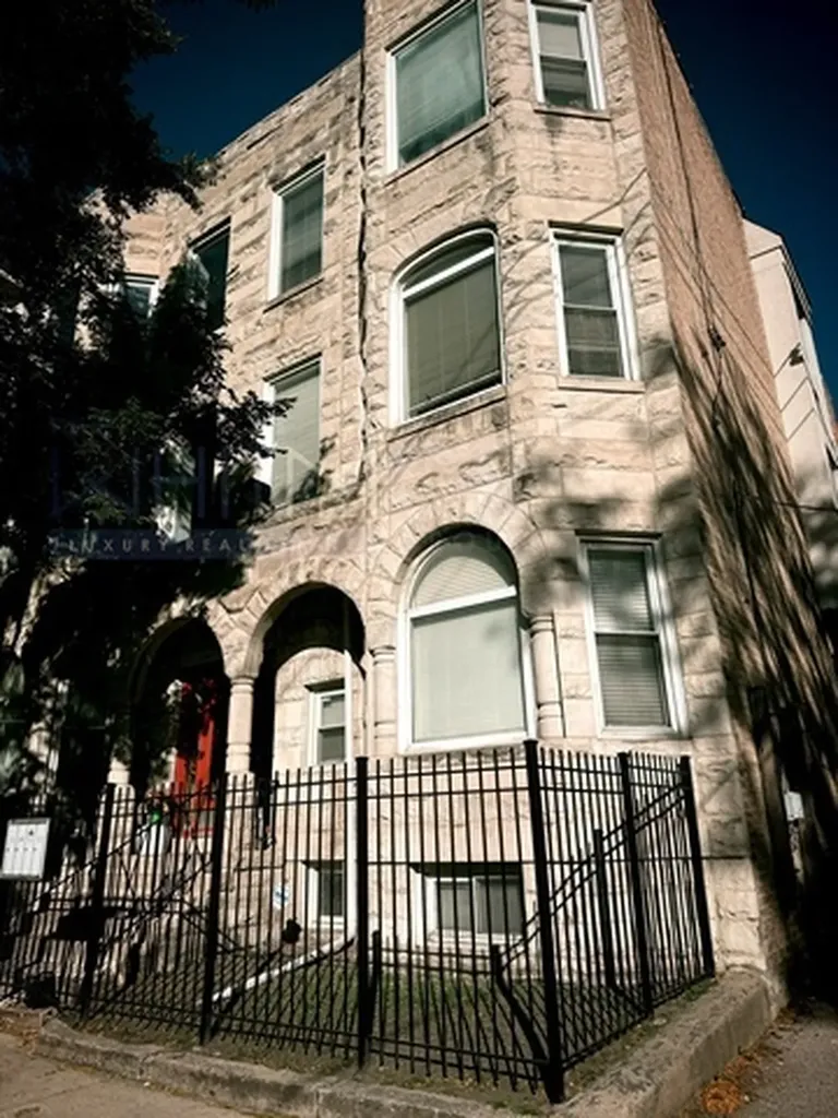 1108 East Marquette Road Chicago IL 60637