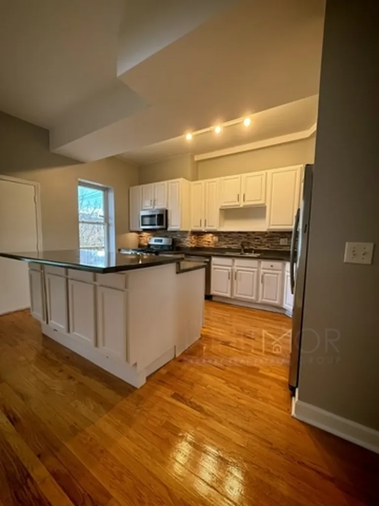1108 East Marquette Road Chicago IL 60637