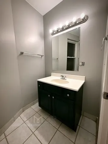 1108 East Marquette Road Chicago IL 60637