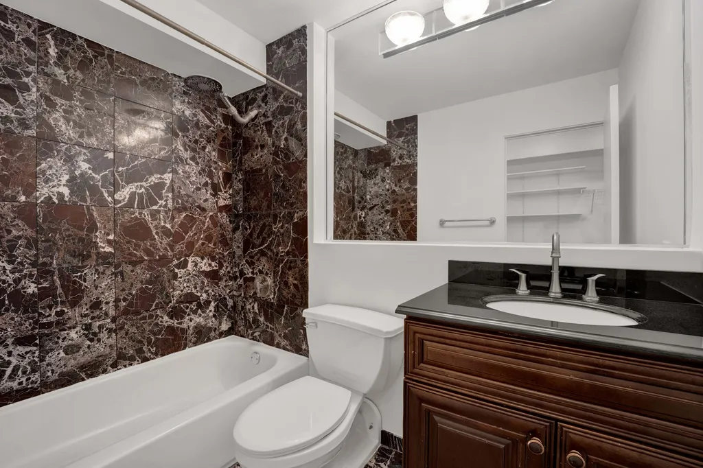 40 East 9th Street Chicago IL 60605