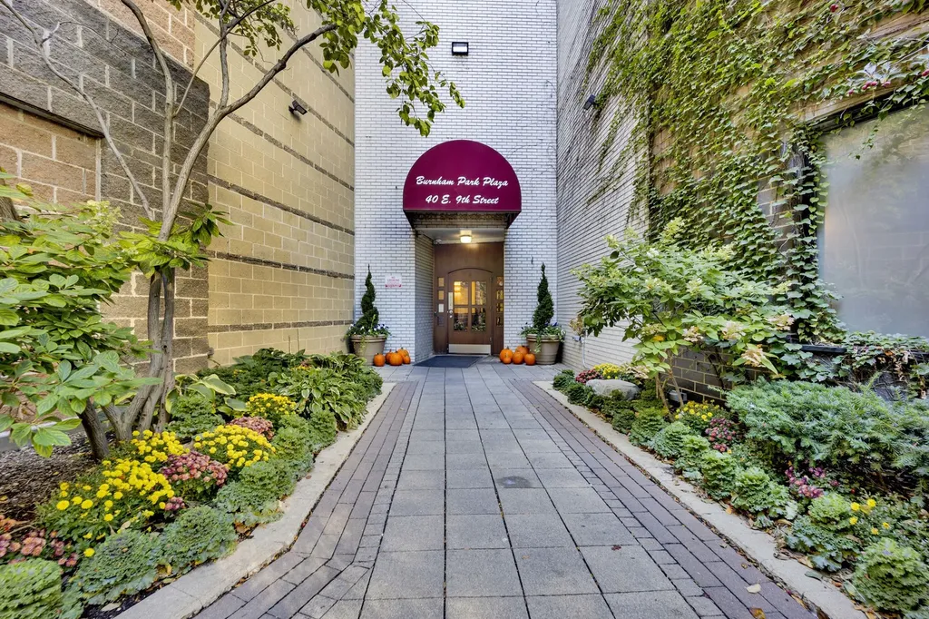 40 East 9th Street Chicago IL 60605