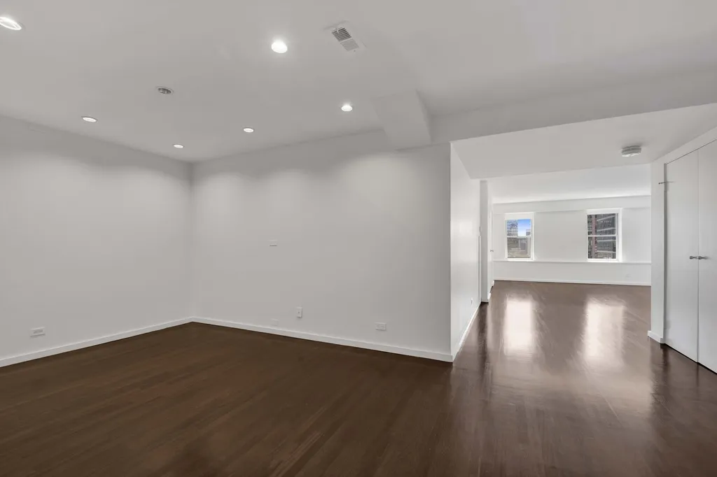 40 East 9th Street Chicago IL 60605