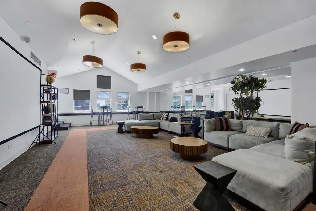 40 East 9th Street Chicago IL 60605