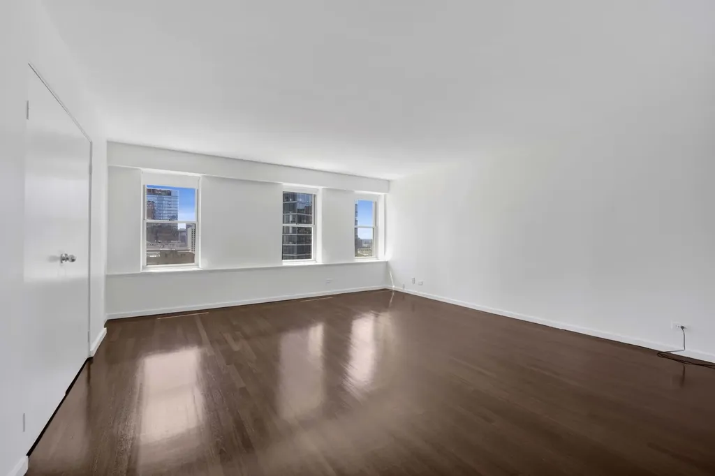40 East 9th Street Chicago IL 60605