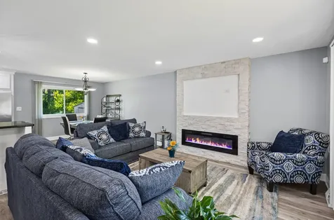 19049 Jonathan Lane Homewood IL 60430