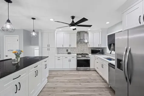 19049 Jonathan Lane Homewood IL 60430