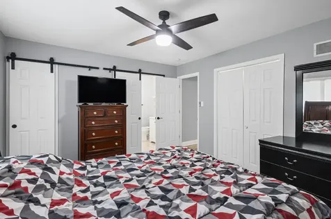 19049 Jonathan Lane Homewood IL 60430