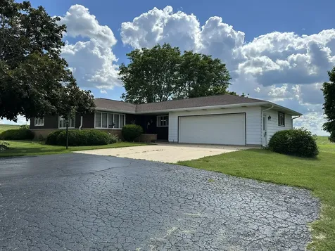4430 Il Rte 26 N Freeport IL 61032
