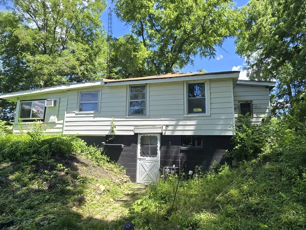 1977 North 3103rd Road Ottawa IL 61350