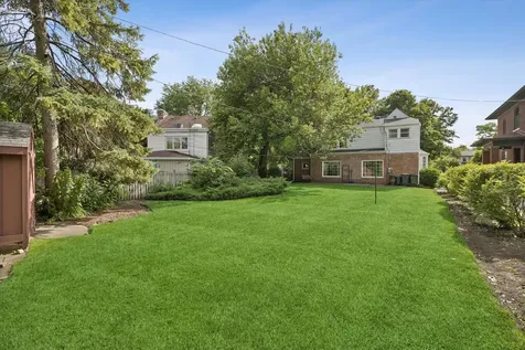 253 Northwood Road Riverside IL 60546