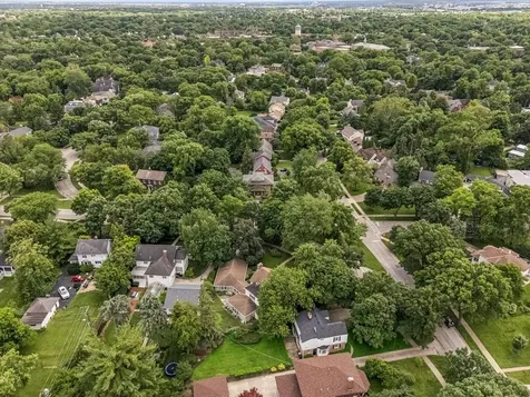 253 Northwood Road Riverside IL 60546