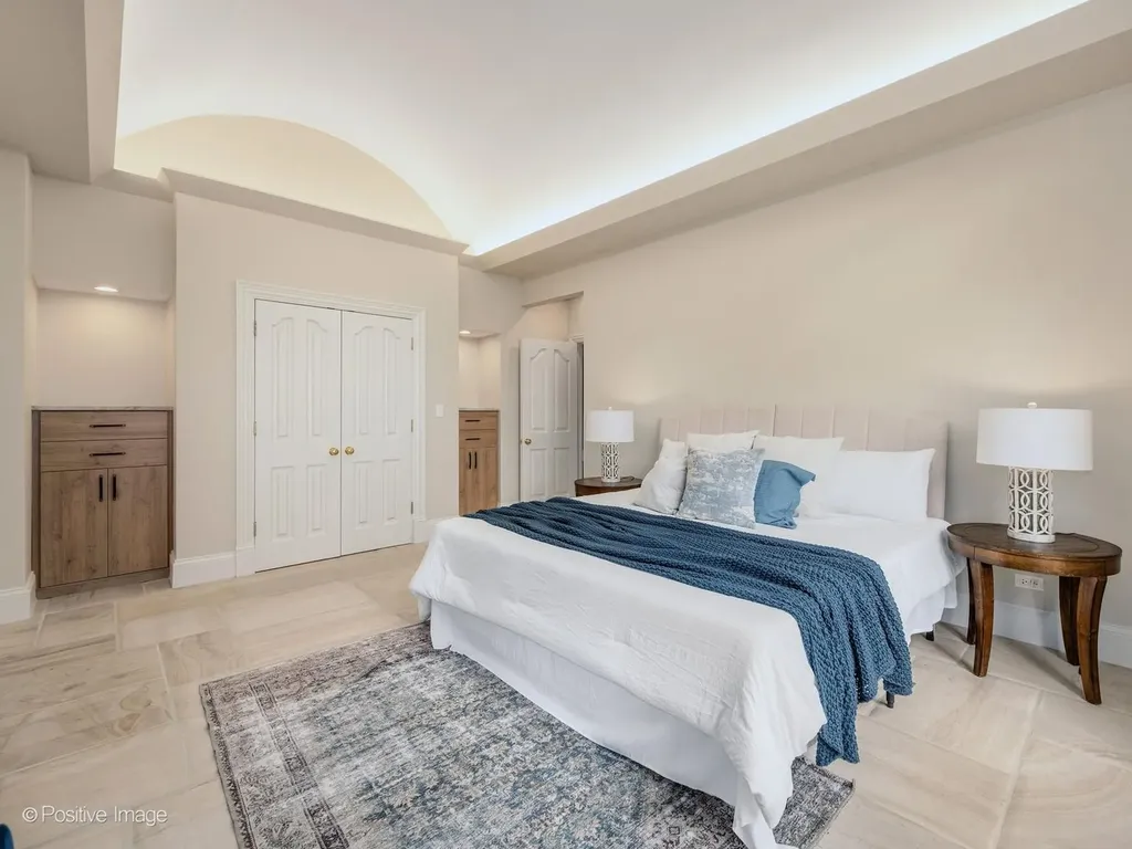 20 Natoma Drive Oak Brook IL 60523