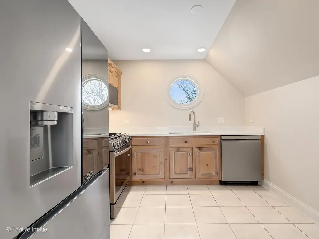 20 Natoma Drive Oak Brook IL 60523