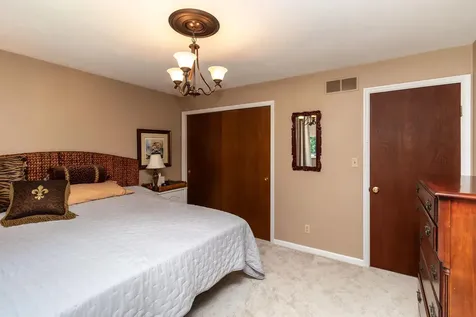 6906 North Rockvale Drive Peoria IL 61614