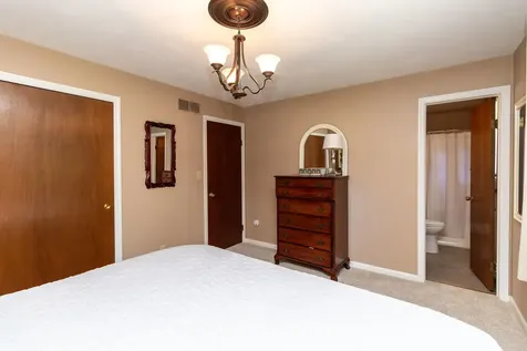6906 North Rockvale Drive Peoria IL 61614