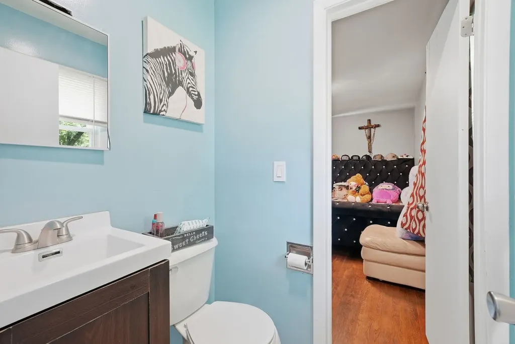 850 Austin Avenue Aurora IL 60505