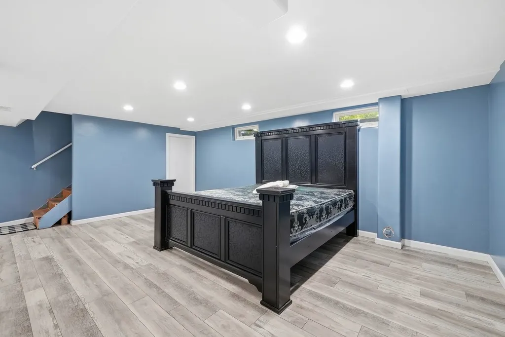 850 Austin Avenue Aurora IL 60505