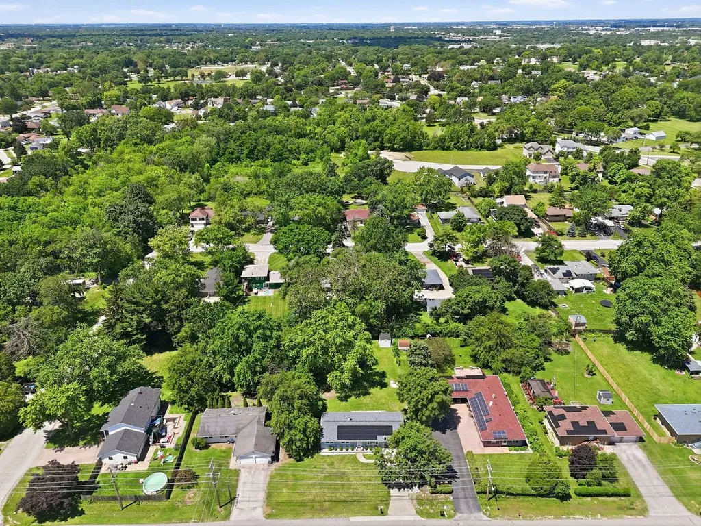 850 Austin Avenue Aurora IL 60505