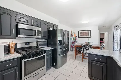 850 Austin Avenue Aurora IL 60505