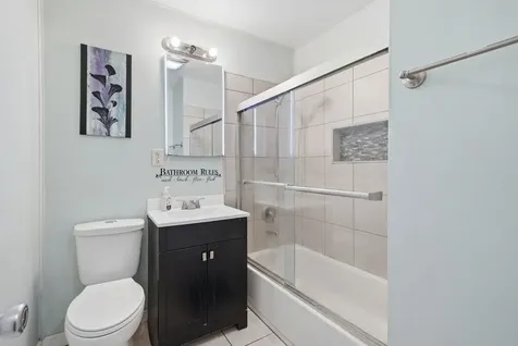 850 Austin Avenue Aurora IL 60505