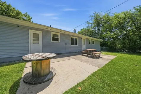 850 Austin Avenue Aurora IL 60505