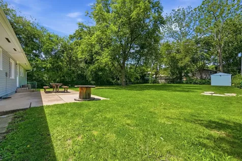 850 Austin Avenue Aurora IL 60505