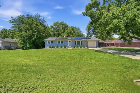 850 Austin Avenue Aurora IL 60505
