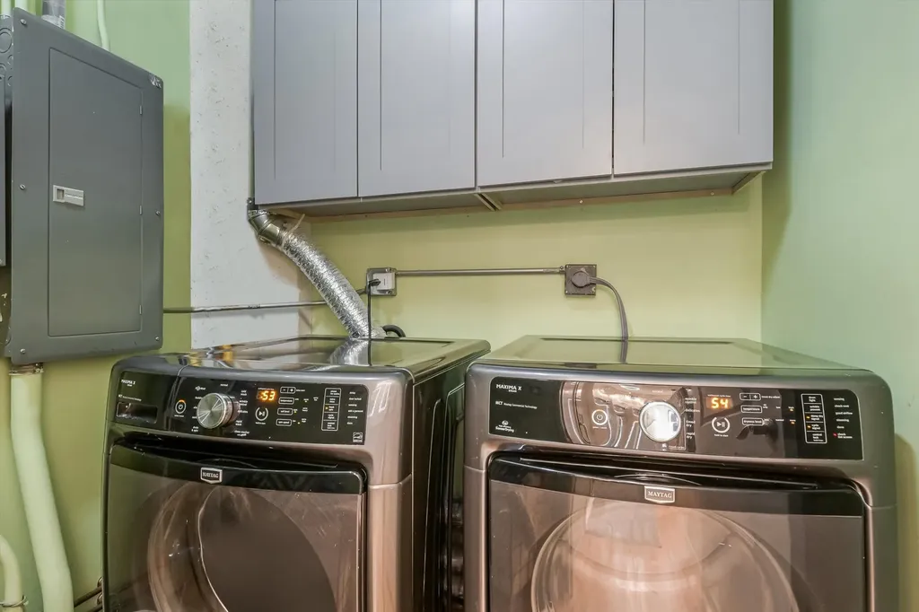 124 West Polk Street Chicago IL 60605