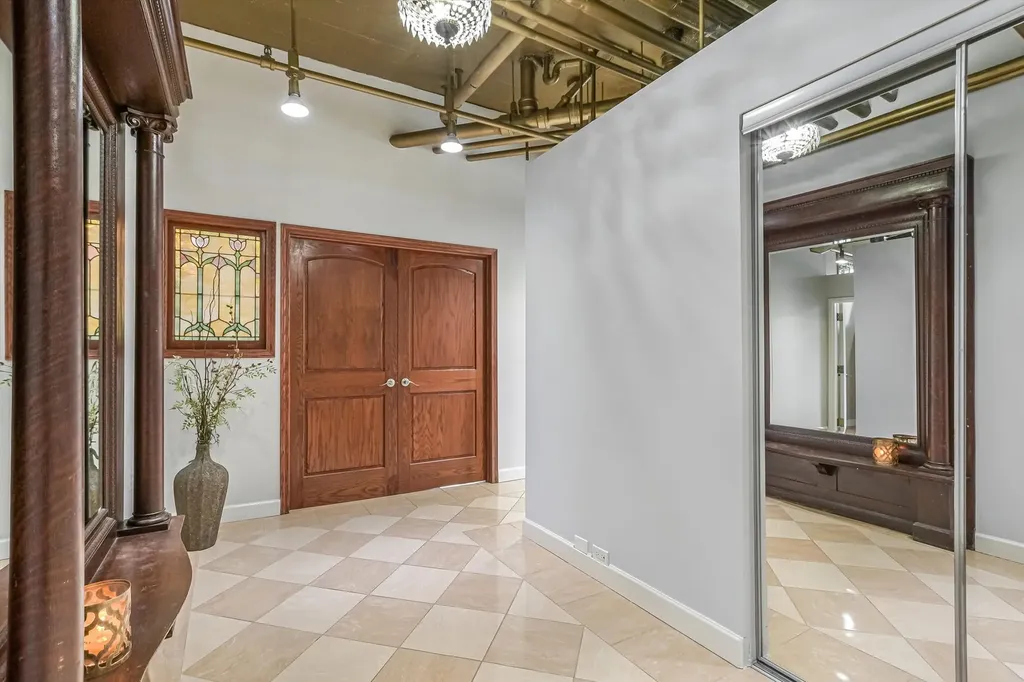 124 West Polk Street Chicago IL 60605