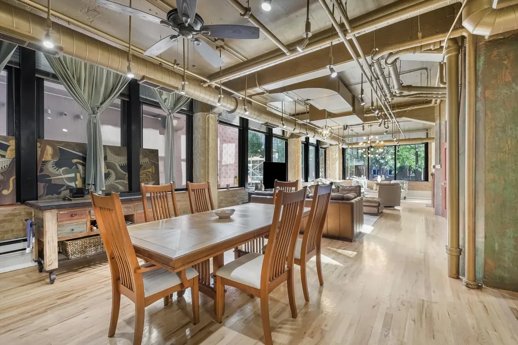 124 West Polk Street Chicago IL 60605