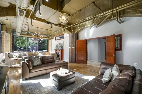 124 West Polk Street Chicago IL 60605