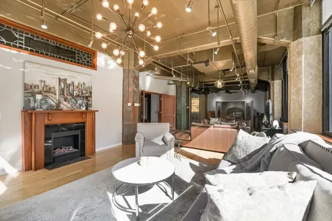 124 West Polk Street Chicago IL 60605
