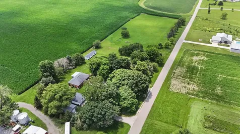 1413 East 2950 North Road Mansfield IL 61854