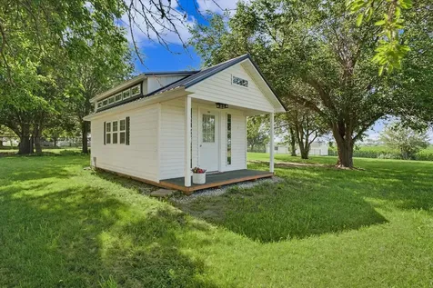 1413 East 2950 North Road Mansfield IL 61854