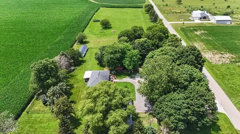 1413 East 2950 North Road Mansfield IL 61854