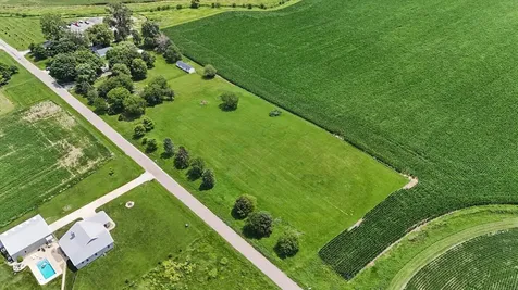 1413 East 2950 North Road Mansfield IL 61854
