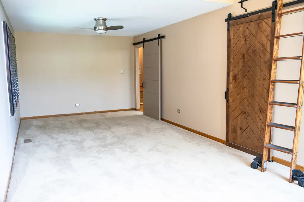 17245 Grange Drive Orland Park IL 60467