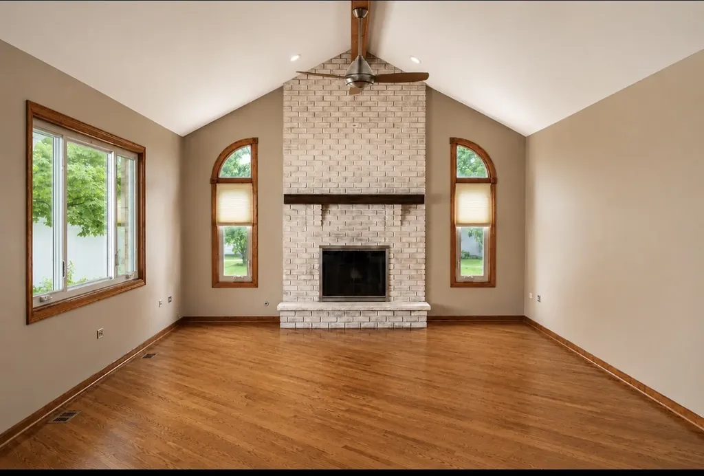 17245 Grange Drive Orland Park IL 60467
