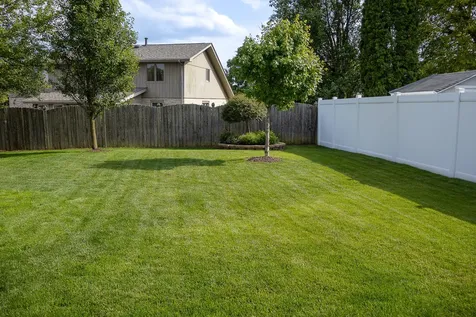 17245 Grange Drive Orland Park IL 60467