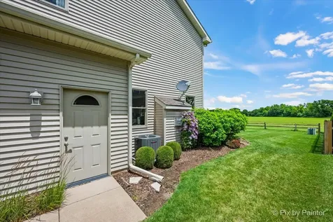 665 Hunters Path Marengo IL 60152