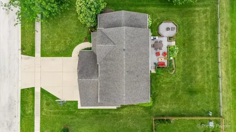 665 Hunters Path Marengo IL 60152