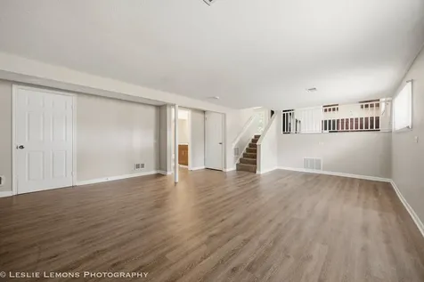 16388 Terry Lane Oak Forest IL 60452