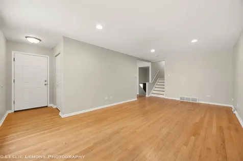 16388 Terry Lane Oak Forest IL 60452