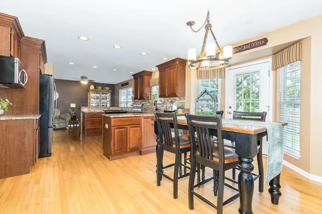 1607 Sierra Highlands Court Plainfield IL 60586