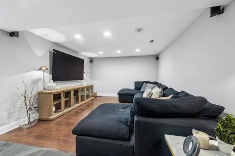 3635 North Hermitage Avenue Chicago IL 60613