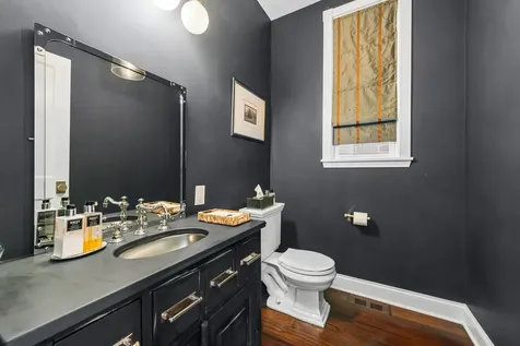 3635 North Hermitage Avenue Chicago IL 60613